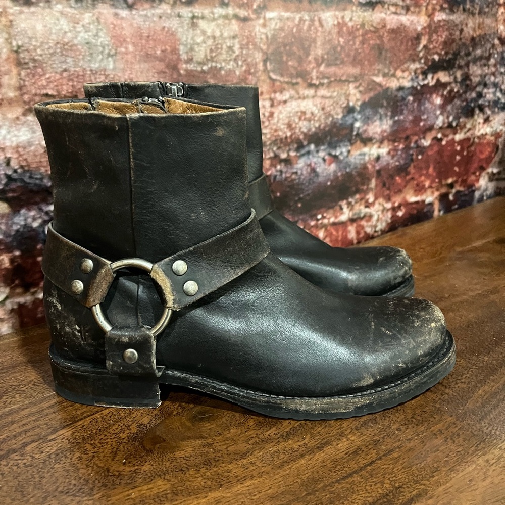💠 NEW Frye HARNESS distress Antique look SIZE 7 boots - Picture 3 of 8